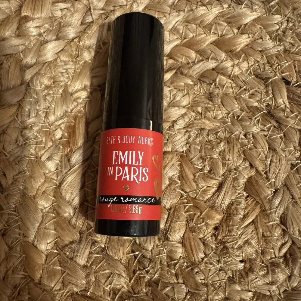 Bath & Body Works Emily In Paris Lipstick Trio Plus Lip gloss‎